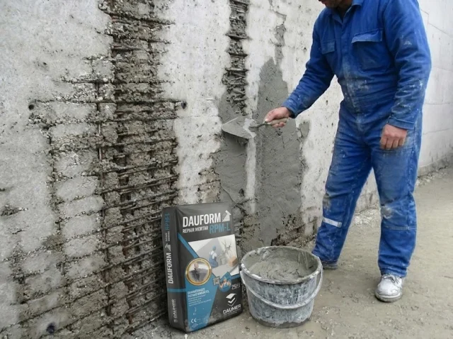 How to Repair Wall Cracks and Plaster Defects- R3 vs. R4 Mortar Guide-bg2